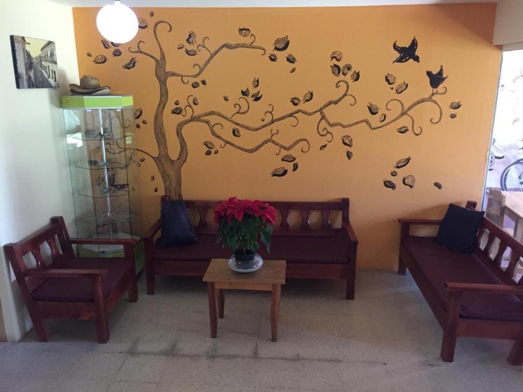 Los Nardos Hostel -Pet Friendly- Oaxaca 外观 照片